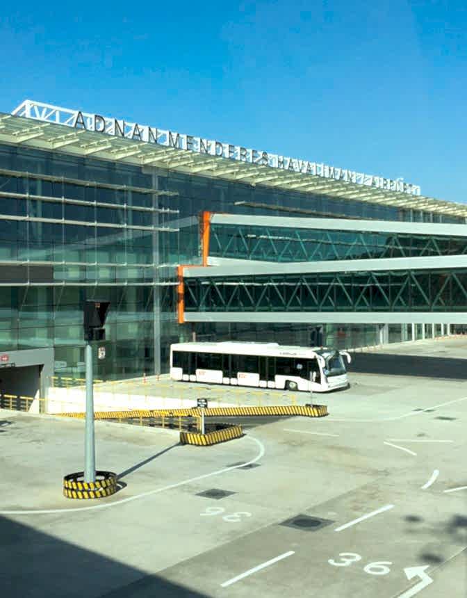 izmir adnan menderes havalimanı