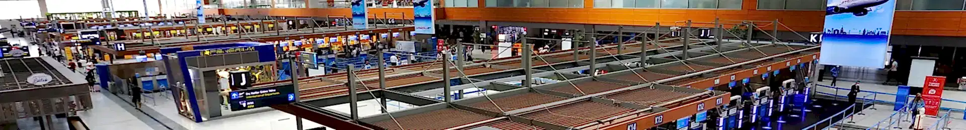 Sabiha Gökçen Havalimanı iç mekan