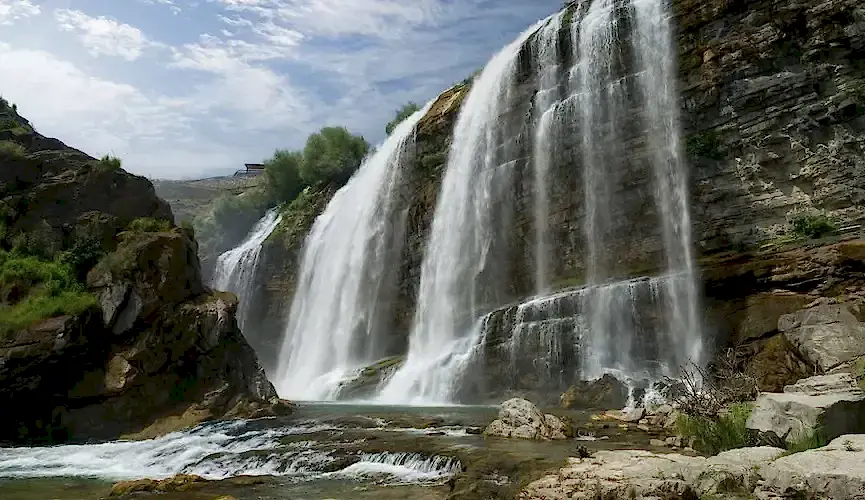 Tortum Şelalesi, Erzurum